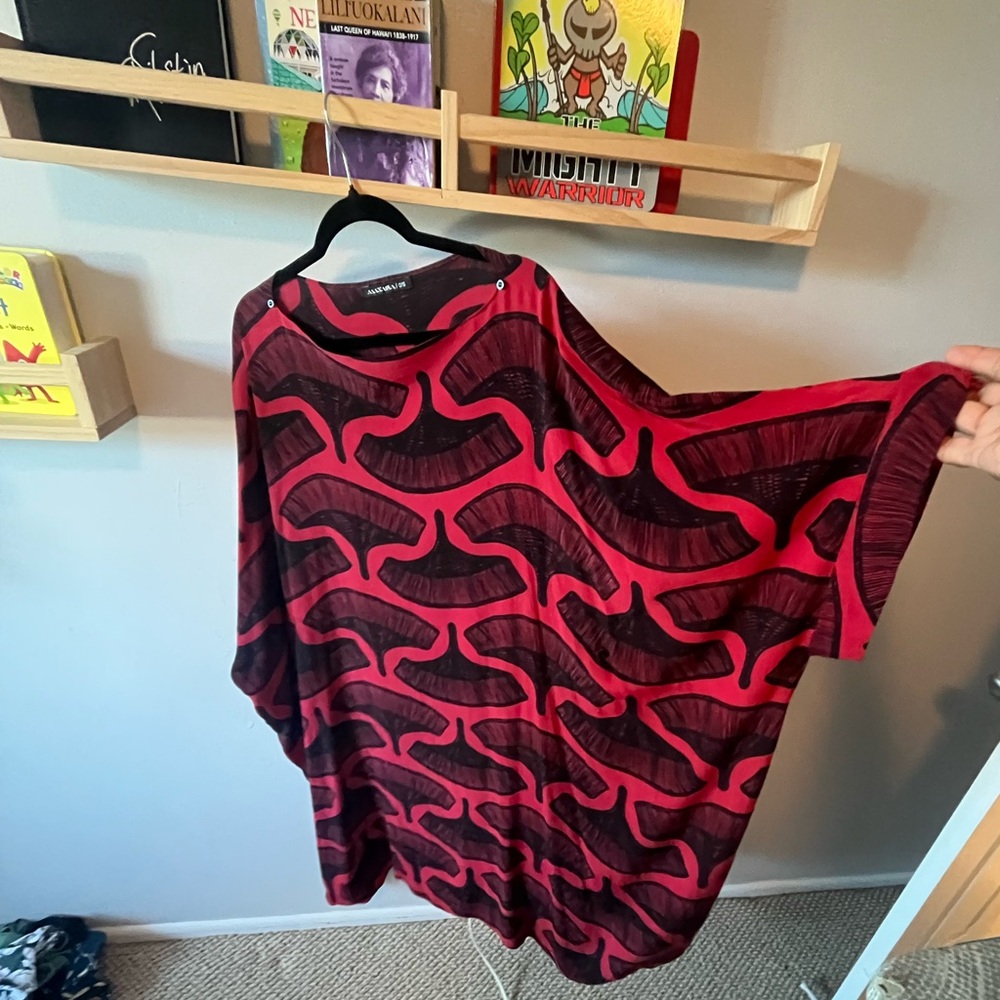 Manaola Red and Black Long Sleeve Dress - Picture 4 of 14